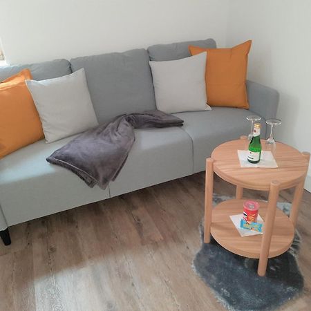 גמונדן Ferienwohnung Im Zentrum Mit Balkon Und Parkplatz מראה חיצוני תמונה